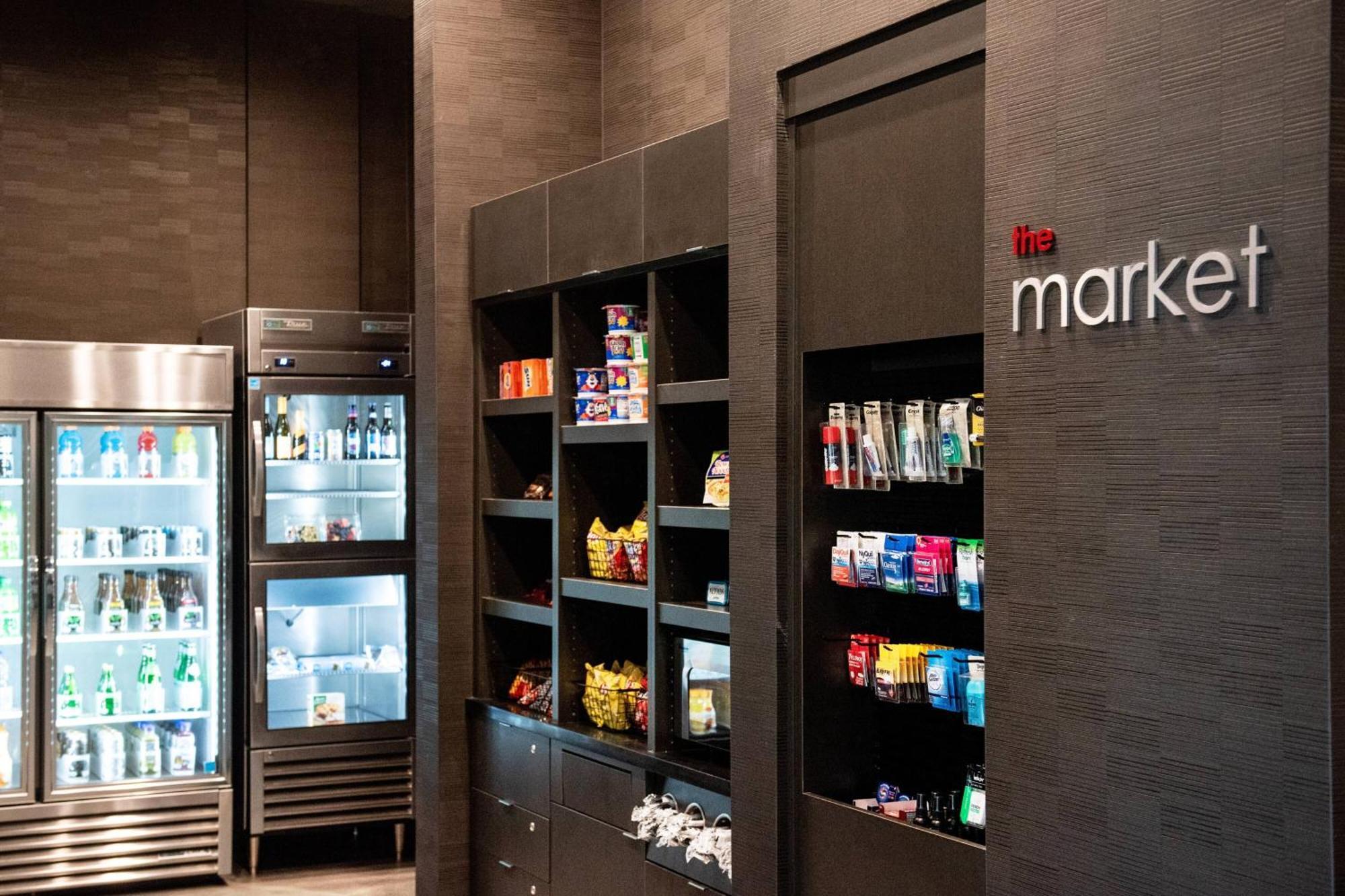 Courtyard By Marriott Mesa At Wrigleyville West Buitenkant foto