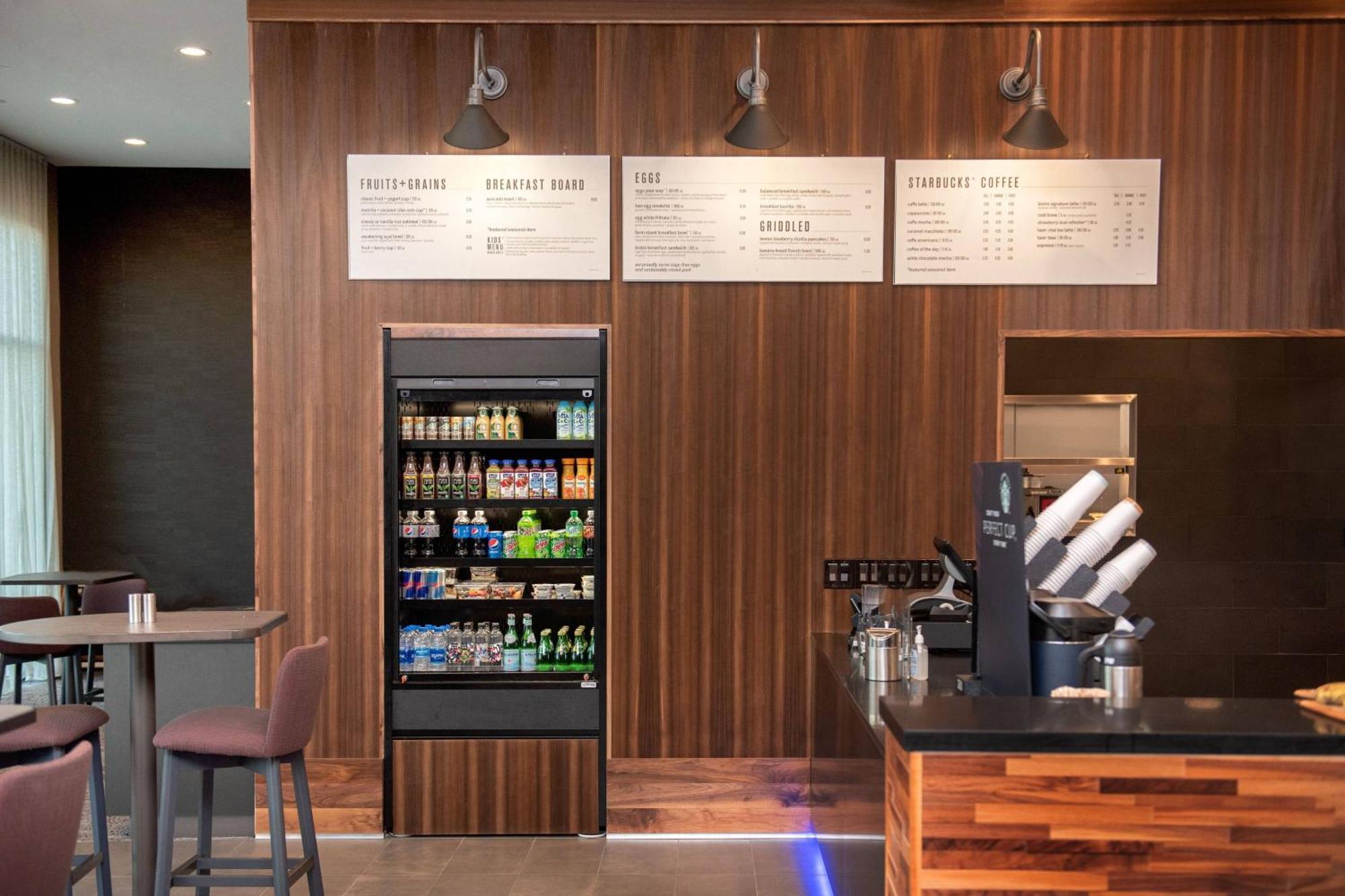 Courtyard By Marriott Mesa At Wrigleyville West Buitenkant foto