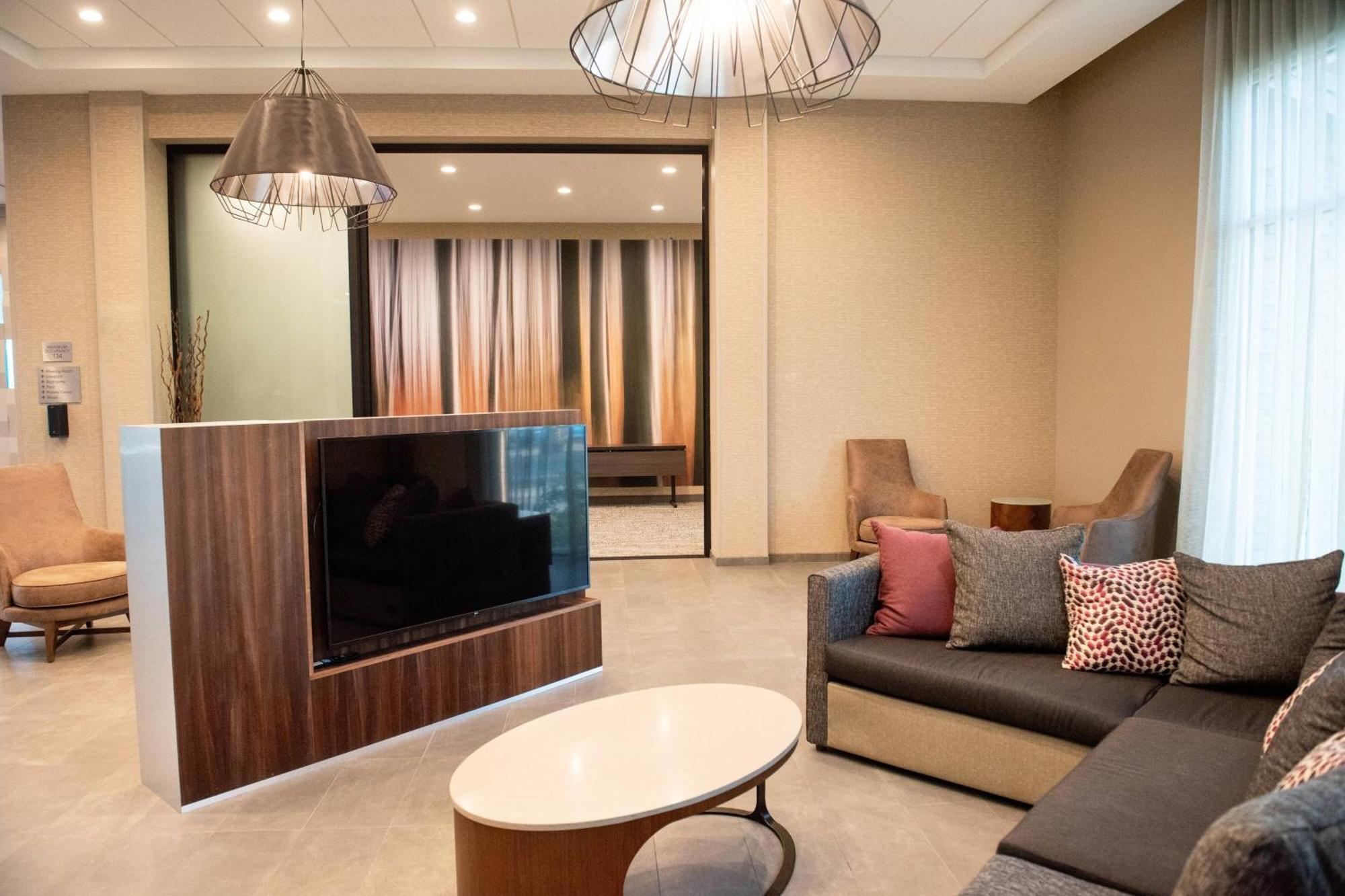 Courtyard By Marriott Mesa At Wrigleyville West Buitenkant foto